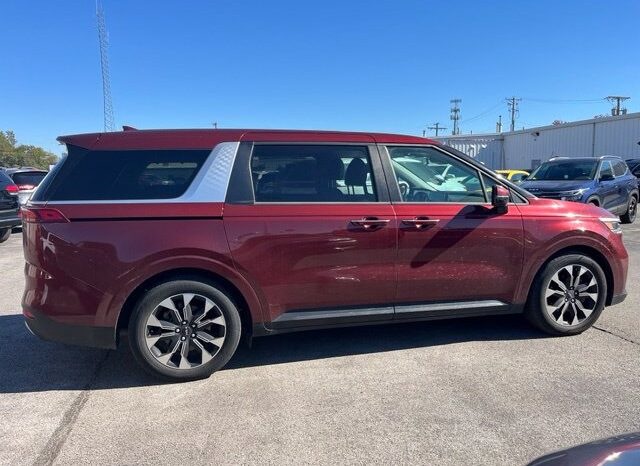 
								Kia Carnival full									
