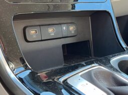 
										Kia Carnival full									