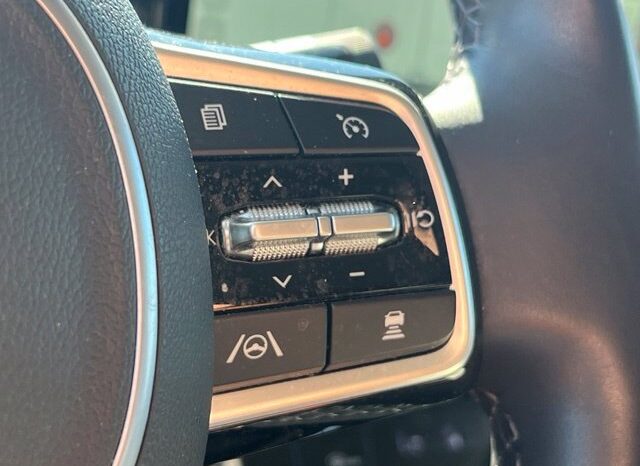 
								Kia Carnival full									