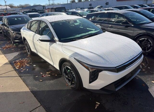 
								Kia K4 full									