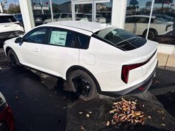 
										Kia K4 full									