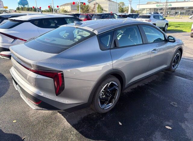 
								Kia K4 full									