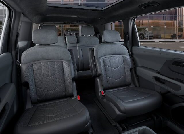 
								Kia Telluride full									