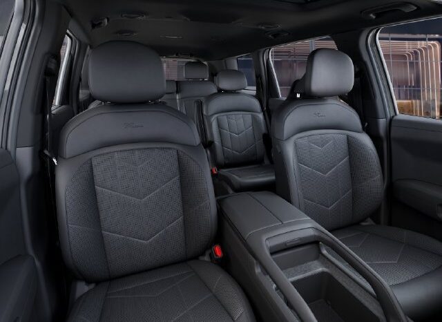 
								Kia Telluride full									
