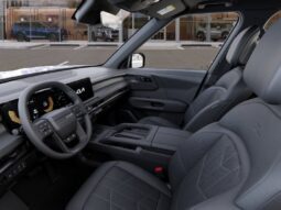 
										Kia Telluride full									