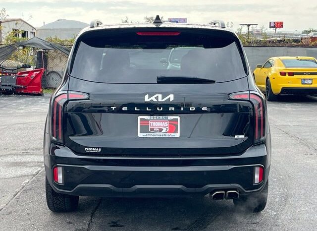 
								Kia Telluride full									