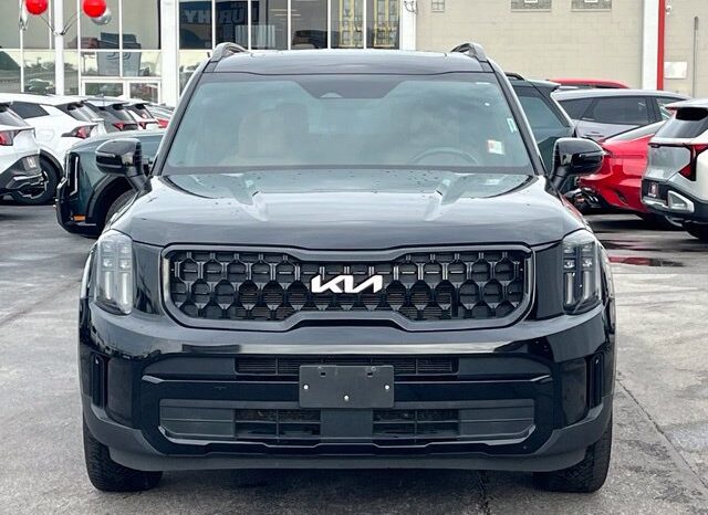 
								Kia Telluride full									