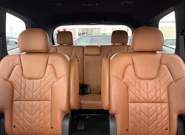 
								Kia Telluride full									