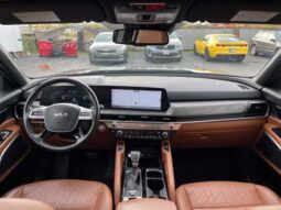 
										Kia Telluride full									