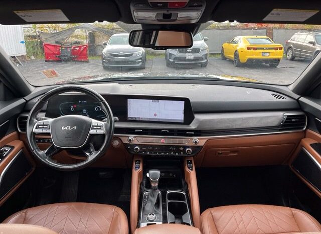 
								Kia Telluride full									