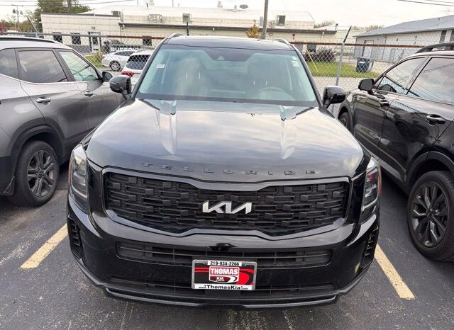 
								Kia Telluride full									