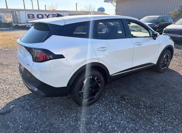 
								Kia Sportage Hybrid full									