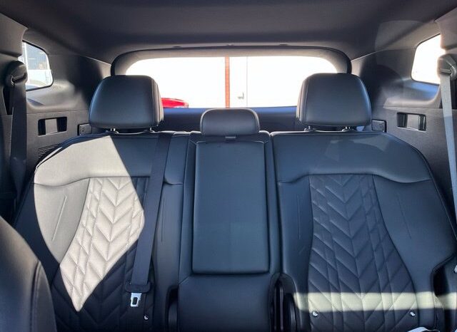 
								Kia Sportage full									