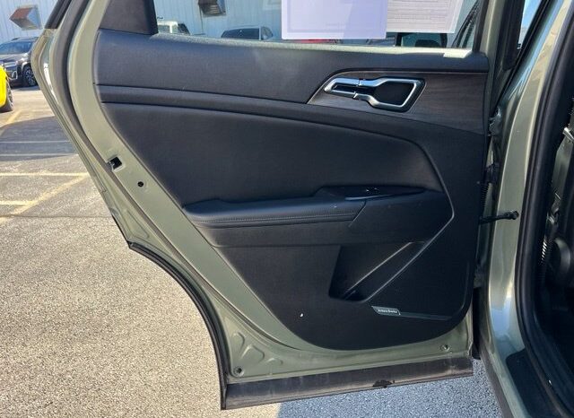 
								Kia Sportage full									