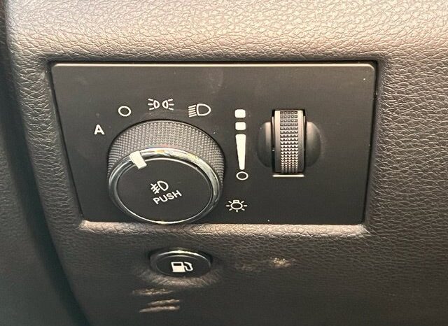 
								Jeep Grand Cherokee full									