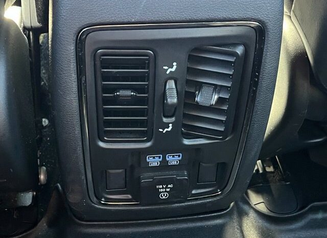
								Jeep Grand Cherokee full									