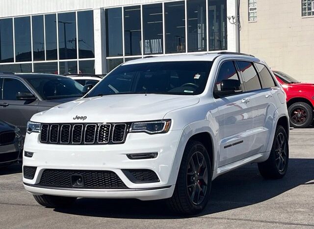 
								Jeep Grand Cherokee full									