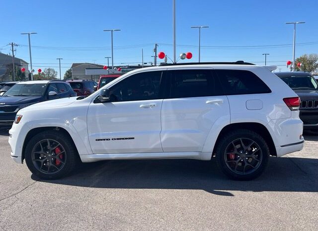 
								Jeep Grand Cherokee full									
