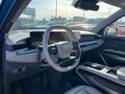
										Kia EV9 full									