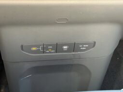 
										Kia EV9 full									