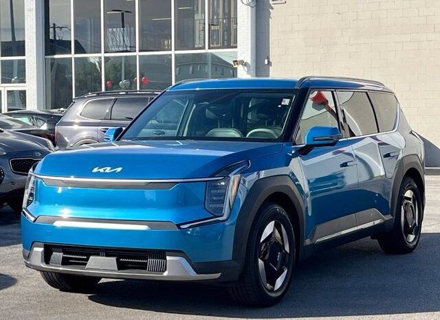 
								Kia EV9 full									