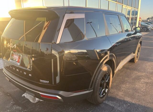
								Kia Telluride full									