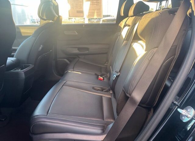 
								Kia Telluride full									