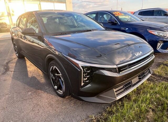 
								Kia K4 full									