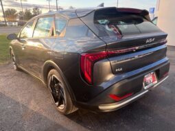 
										Kia K4 full									