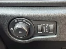 
										Chrysler Pacifica full									