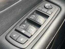 
										Chrysler Pacifica full									