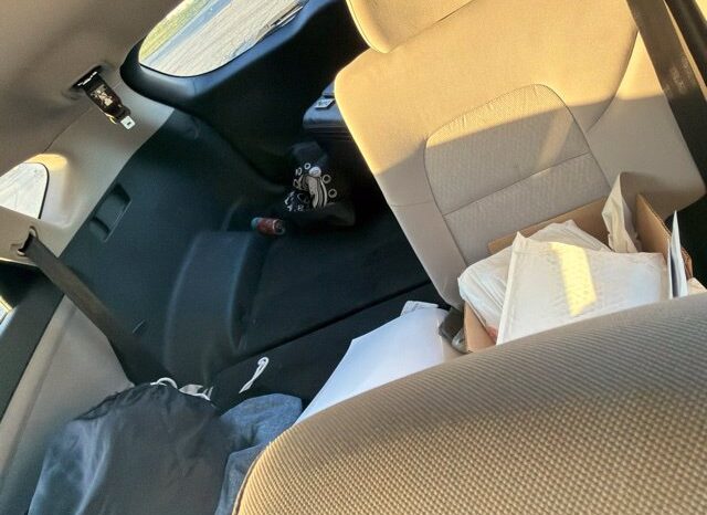 
								Hyundai Tucson full									