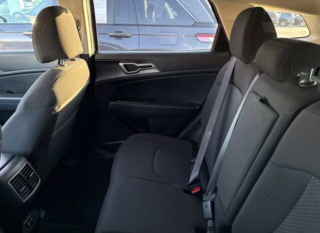 
								Kia Sportage full									