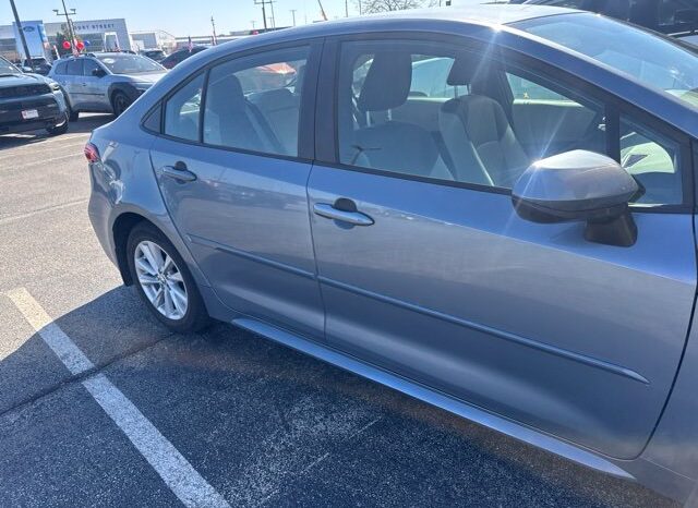 
								Toyota Corolla full									