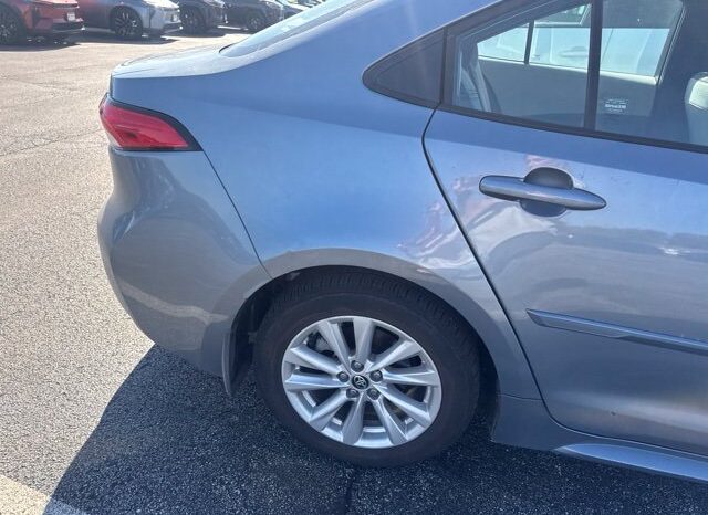 
								Toyota Corolla full									