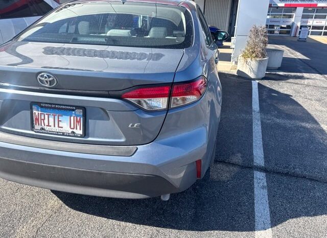 
								Toyota Corolla full									