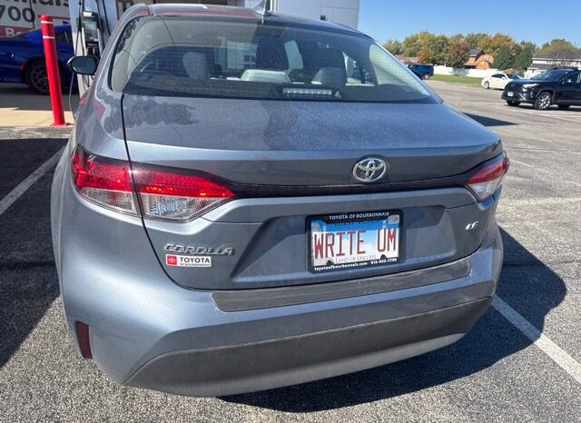 
								Toyota Corolla full									