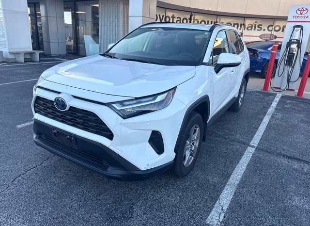
								Toyota RAV4 Hybrid full									