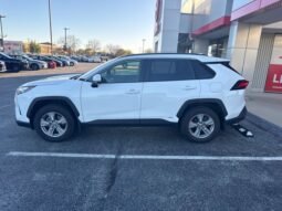 
										Toyota RAV4 Hybrid full									