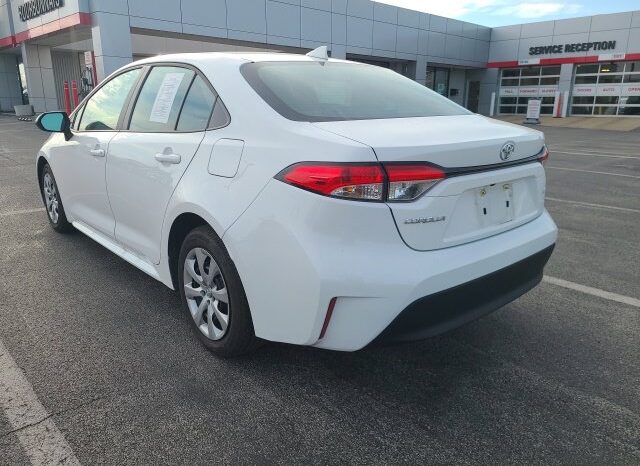
								Toyota Corolla full									