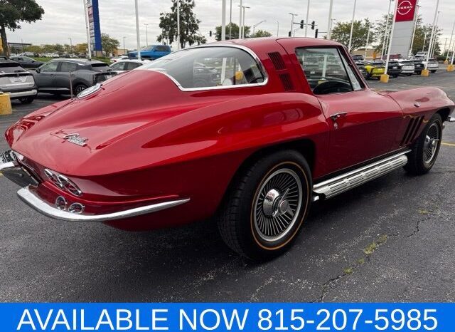 
								Chevrolet Corvette full									
