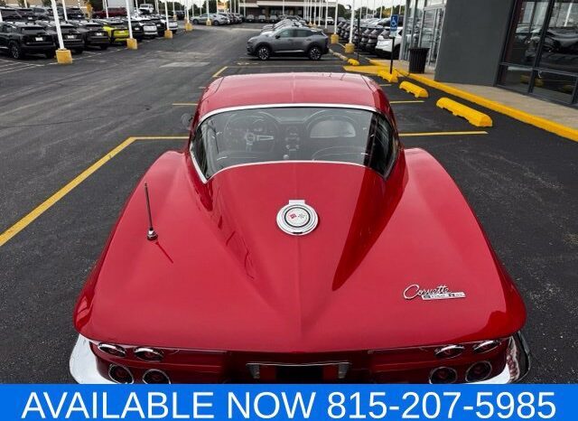 
								Chevrolet Corvette full									
