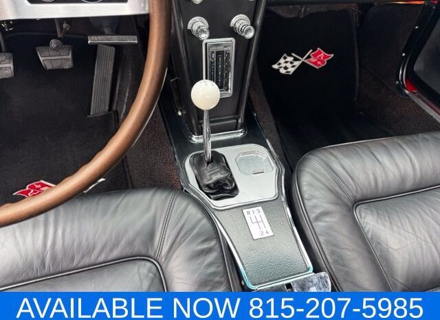
								Chevrolet Corvette full									