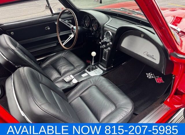 
								Chevrolet Corvette full									