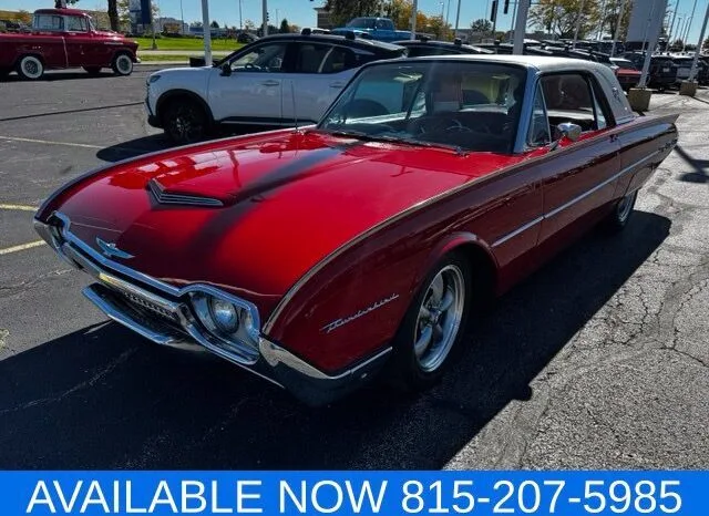 
								Ford Thunderbird full									