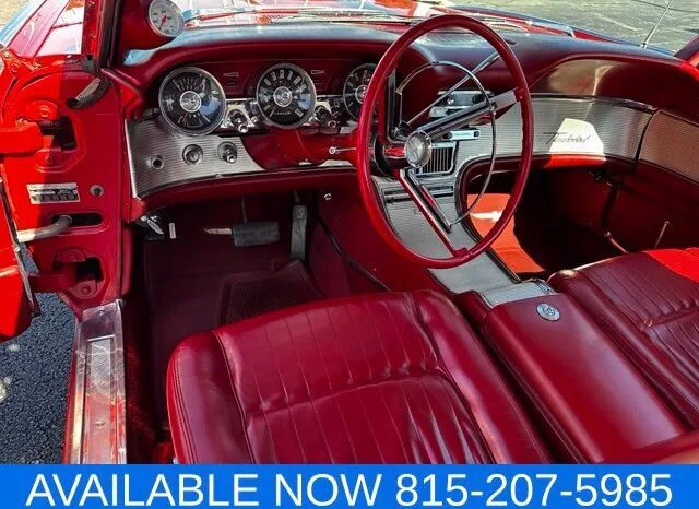 
								Ford Thunderbird full									