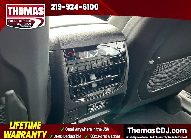 
								Jeep Grand Cherokee L full									