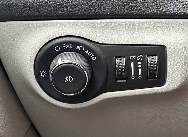 
								Jeep Compass full									