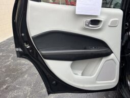 
										Jeep Compass full									