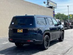 
										Jeep Grand Wagoneer full									